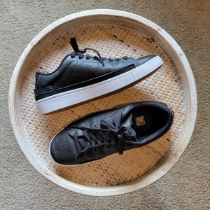 Nike Black Leather Blazer Low size 7 Mens